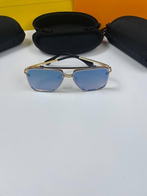 Prada Milano Men's Women's Designer Sunglasses Fakes Sale UK	Men Women First Copy Replica Sunglass Man Woman Cheap Price Fake Rep 1st Copies Metal Plaque Frame Eyewear 1:1 Luxury Brand Logo Reps 1 to 1 Glasses AAA Duplicate Blue Gold