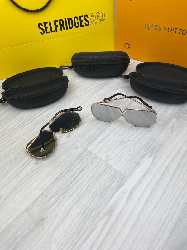 Louis Vuitton LV Metal Sunglasses For Men's Women's in 2 Colors