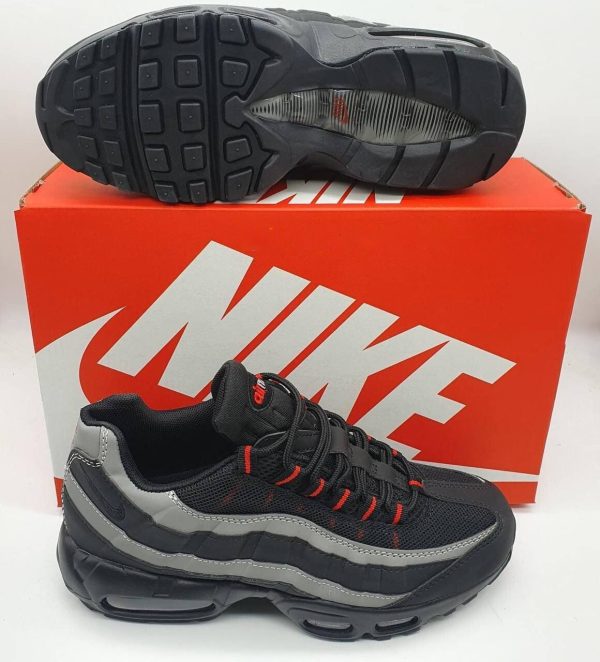 Nike Air Max 95 Black & Red Trainers