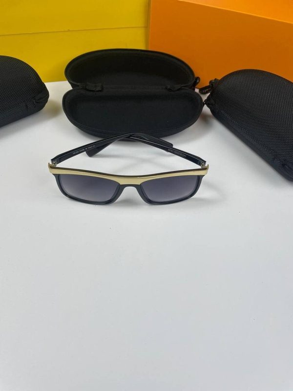 Prada Milano Men Women Designer Replica Sunglass AAA Sale UK	Man Woman Cheap Price First Copies Sunglasses Men Women Fakes Rep 1st Copy Polarized Fake Reps Square Frame Eyewear 1:1 Brand Logo 1 to 1 Duplicate UV Protected Glasses Black Gold