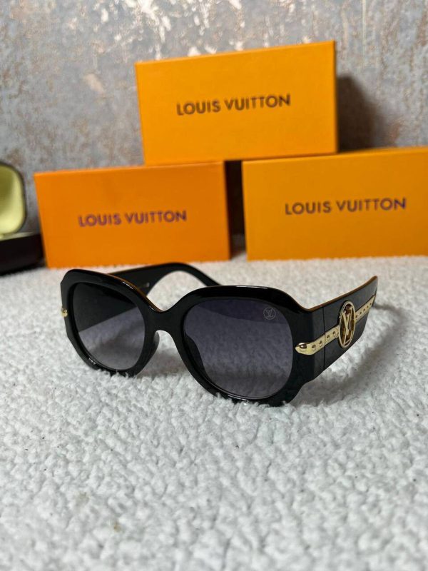 Louis Vuitton Men's Women's Luxury Sunglass Fake Rep Sale UK	Man Woman First Copy Replica Cheap Price Fakes Reps Sunglasses Men Women 1st Copies Designer Round Plastic Frame Eyewear 1:1 Glasses 1 to 1 AAA LV Brand Logo Duplicate Black