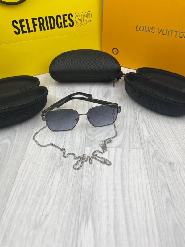 Marc Jacobs Black sunglasses