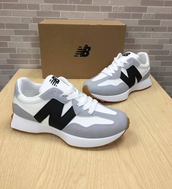 New Balance 327 Black Logo Trainers For Men