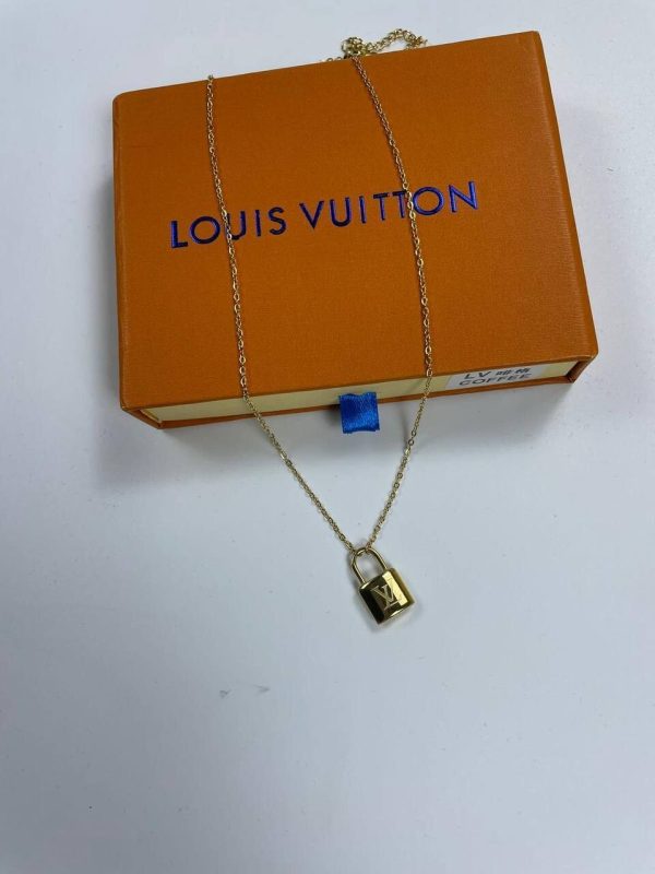 Louis Vuitton Women's LV Padlock Necklace Fakes Reps Sale UK	Woman First Copy Replica Lock Mini Chain Pendant Girls 1st Copies Luxury Cheap Price Rep Jewellery Casual Fashion Jewelry 1:1 Fake 1 to 1 Brand Logo AAA Duplicate Gold