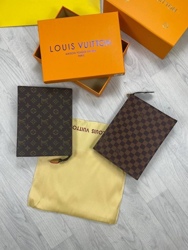 Louis Vuitton Women's LV Damier Bag Luxury Rep Pouch Sale UK	Women First Copy Cheap Price Fake Replica Clutch Woman Reps Handbag Ladies 1st Copies Fakes Designer Mini Bags 1:1 Brand Logo AAA  Wallet Duplicate Lady Leather Purse Black Brown Square Box