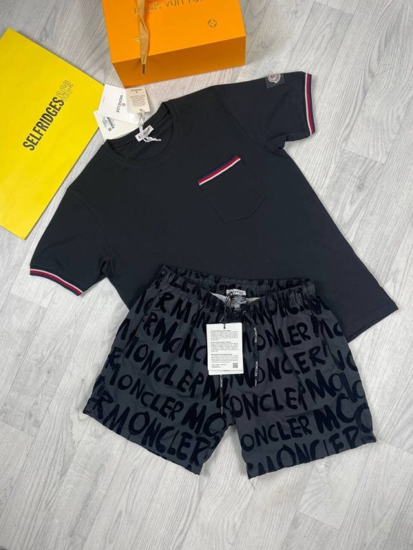 Moncler Men's Replica T-shirt Short Set Logo Print Black White T-shirts Shorts Sets Reps Half Sleeve Cotton Fake Tshirts Round Neck First Copy Men T Shirts Cheap Tshirt Rep Boys Tee Shirt Sale UK