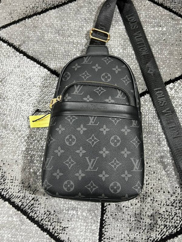 Louis Vuitton Men's Sling Messenger Bag Fake AAA Rep Sale UK	Men First Copy Replica Cheap Price Shoulder Bag Man Fakes Luxury 1st Copies 1:1 LV Brand Logo Reps Leather Crossbody Backpack Duplicate Long Belt Wallet Original Black