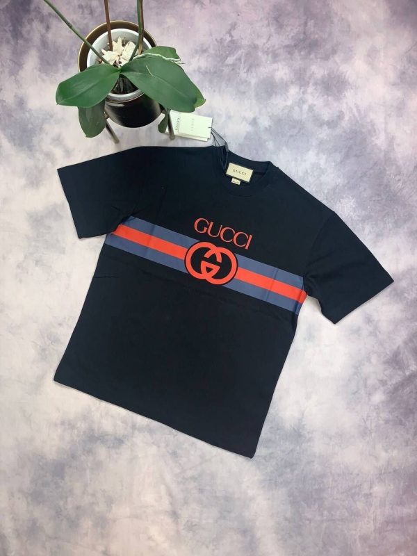 Gucci Interlocking GG Men's Black Women's Reps AAA T-shirt Sale UK	Men Women Replica First Copy Tee Shirts Unisex Cheap Price T-shirts Fake Rep Man Woman Brand Logo Designer Double G Cotton Stripe T Shirt 1st Copies Luxury Tshirts