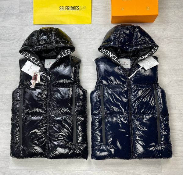 Moncler Logo Printed Replica Puffer Pullover Men Women Hoodie Jackets First Copy Reps Cheap Cashmere Flannels Fashion Fake Bodywarmers Men's Women's Rep Zip Pocket Knitwear Sleeveless Black Sale UK