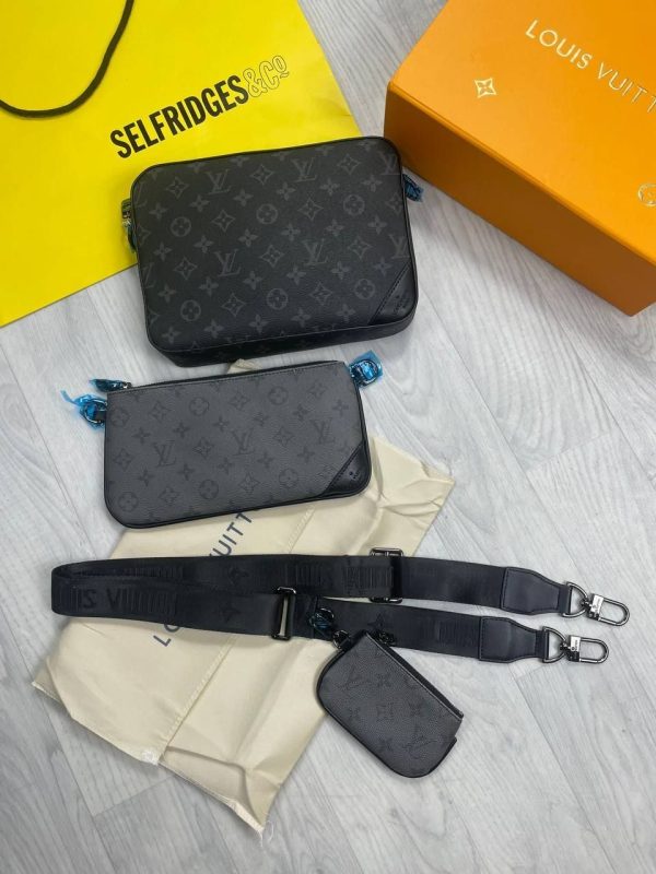 Louis Vuitton Men's Trio Messenger Bag in Black