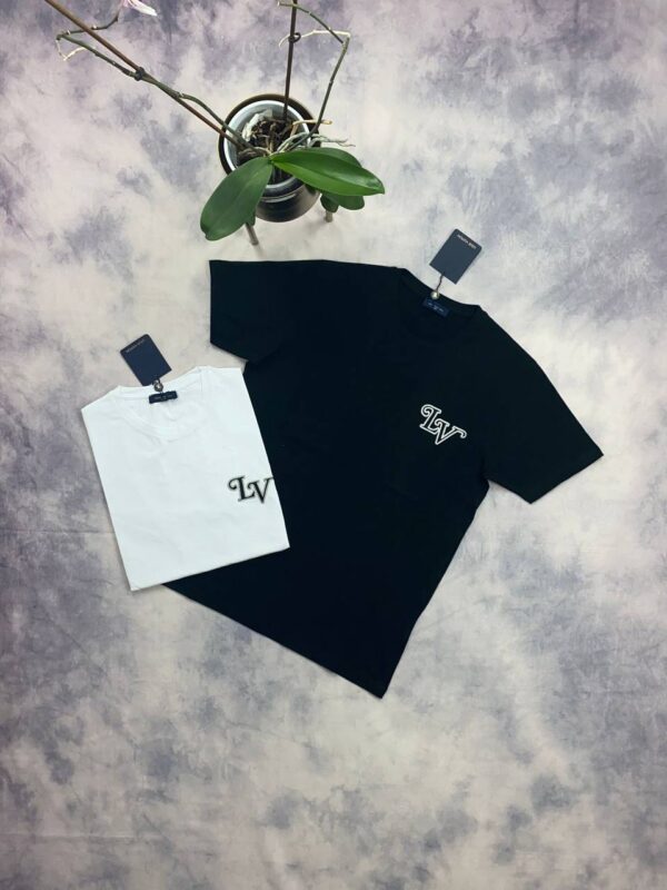 Louis Vuitton LV Slim Fit T-shirt in 2 Colors