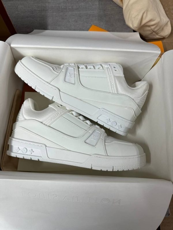 LV Mens Trainers in White Color