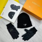 Prada Milano Men's Women's Replica Cap Gloves Set AAA Sale UK	Men Women First Copy Reps Fake Cheap Price Caps Glove Sets Man Woman 1st Copies Fakes Rep Designer 1:1 Luxury Brand Logo Winter Wear 1 to 1 Knitted Wool Hat Duplicate Black