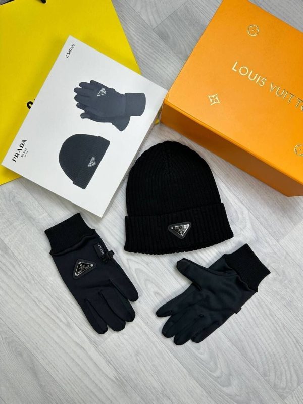 Prada Milano Men's Women's Replica Cap Gloves Set AAA Sale UK	Men Women First Copy Reps Fake Cheap Price Caps Glove Sets Man Woman 1st Copies Fakes Rep Designer 1:1 Luxury Brand Logo Winter Wear 1 to 1 Knitted Wool Hat Duplicate Black