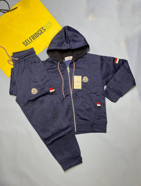 Moncler Kids Comfortable long Sleeve Tracksuit in Different Colors
