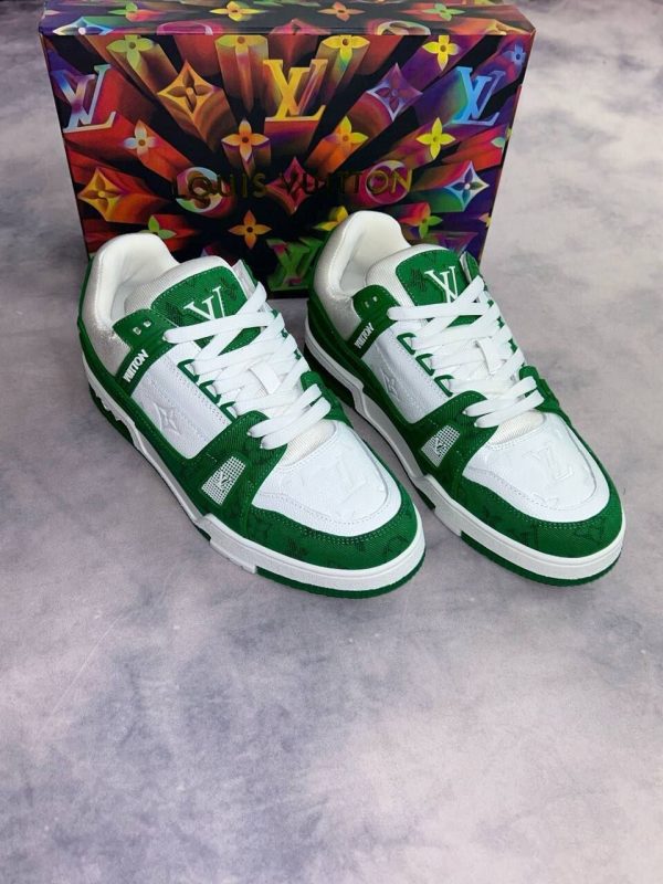 Louis Vuitton LV Men Designer Reps AAA Sneakers Fake Sale UK	Man Luxury First Copy Rep Sneaker Men Cheap Price Trainer Mens 1st Copies Trainers Shoes 1 to 1 Brand Logo Shoe 1:1 Fakes Replica Boys Sports Trainers Duplicate Runners Green White