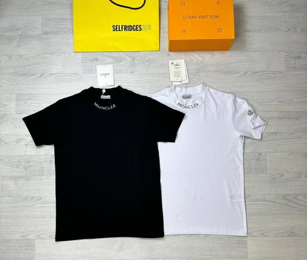 Moncler Round Neck Logo Print T-Shirt in 2 Colors