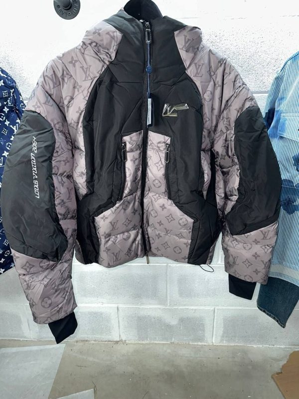 Louis Vuitton Men Women Designer Puffer Down Jackets Sale UK	Man Woman First Copy Replica Cheap Price Luxury Pullover Hoodie Zip Up Jacket Men's Women's Fake Reps 1st Copies Fashion 1:1 LV Brand Logo Fakes Rep AAA 1 to 1 Duplicate Grey Black