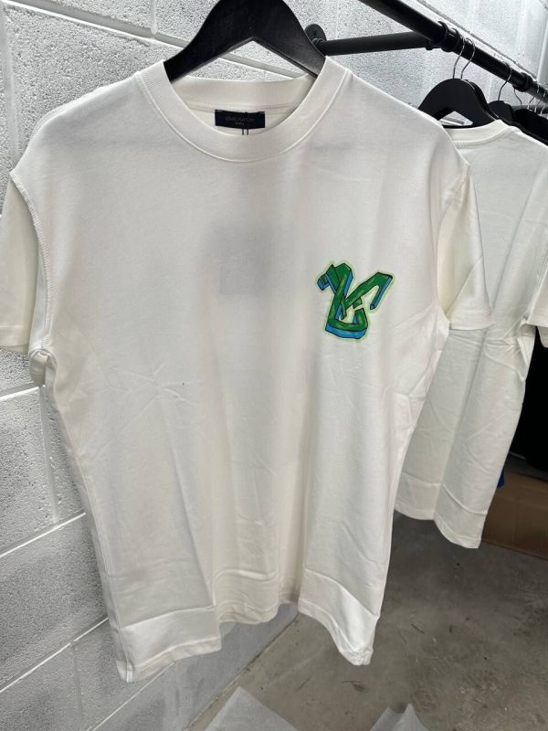 Louis Vuitton Man Woman Designer T-shirt AAA Replica Sale UK	Men Women LV Brand Logo First Copy Reps Cheap Price T Shirt Man Woman Tee Shirts Fake Rep T-shirts Unisex Luxury 1st Copies Tshirts Fakes 1:1 Tshirt Half Sleeves Duplicate White