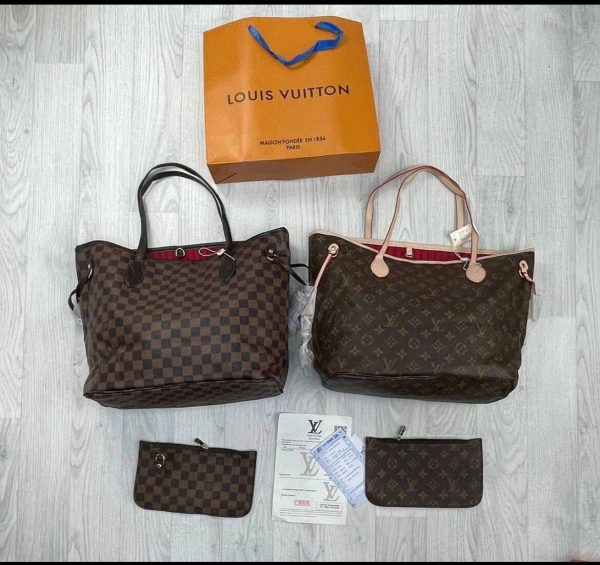 Louis Vuitton Women's MM Damier Neverfull Canvas Bag in Different Designs