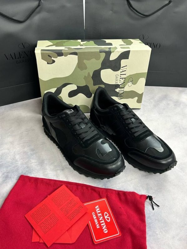 Valentino Camouflage Noir Rockrunner Sneaker In Triple Black