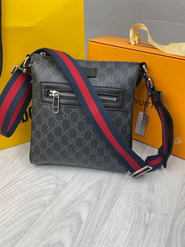 Gucci Cheaper Leather Replica Two Black Way Zip Lady For Women	GG Leather Supreme Fake Cheap Rep Woman Reps Womens Women's First Copy Logo Best Canvas Strap Mini Belt Bum Cross Body Pockets Traveling Bag Monogram Bags Men's