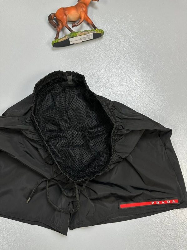 Prada Milano Men's Designer Re-Nylon Shorts Fake Rep Sale UK	Men First Copy Swim Short Man Cheap Price Replica Cargo Pants 1st Copies Fakes Reps Boys 1:1 Luxury Brand Logo Cargos Pant 1 to 1 Jersey Cotton Swimwear AAA Duplicate Black 