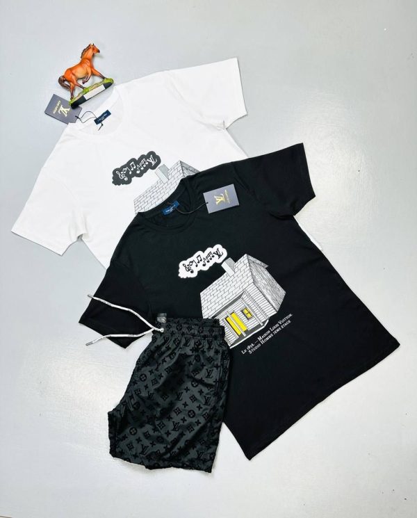 Louis Vuitton Men's Home T-shirt Shorts Set AAA Reps Sale UK	Man First Copy Replica T-shirt Short Sets Men Cheap Price Rep Mens T Shirt Pant 1st Copies 1:1 Fakes LV Brand Logo Designer Outfit Luxury Fake Fashion Duplicate Original Black White