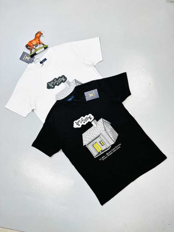 Louis Vuitton Home Vintage Design T-shirt in 2 Colors