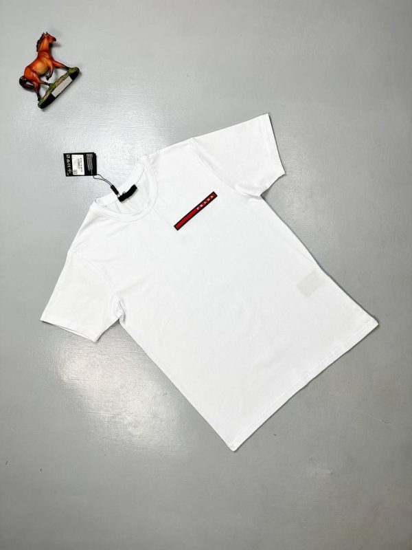 Prada Milano Men's Women's Designer T-shirts Reps AAA Sale UK	Men Women First Copy Replica T-shirt Man Woman Fake Rep Tee Shirt 1st Copies Cheap Price Luxury T Shirts 1:1 Brand Logo 1 to 1 Tshirts Fakes Crewneck Tshirt Duplicate White