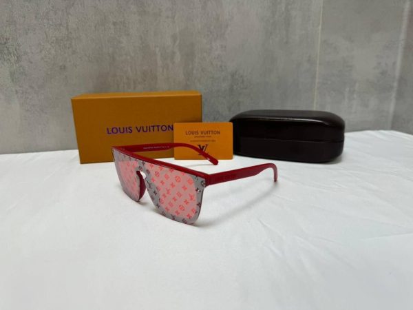 Louis Vuitton Men's Women's Designer Sunglasses Fake Sale UK	Man Woman First Copy Cheap Price Replica Sunglass Men Women 1st Copies Rep Square Frame Eyewear AAA 1:1 Reps LV Brand Logo Fakes Luxury Duplicate Driving 1 to 1 Red