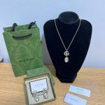 Gucci Women's GG Designer Pearl Necklace Earrings AAA Sale UK	Woman First Copy Replica Cheap Price Luxury Reps Jewellery Fashion 1st Copies Fakes Pendant Ladies 1:1 Fake Rep Jewlry Brand Logo Chain Necklaces Earrings Girls Duplicate