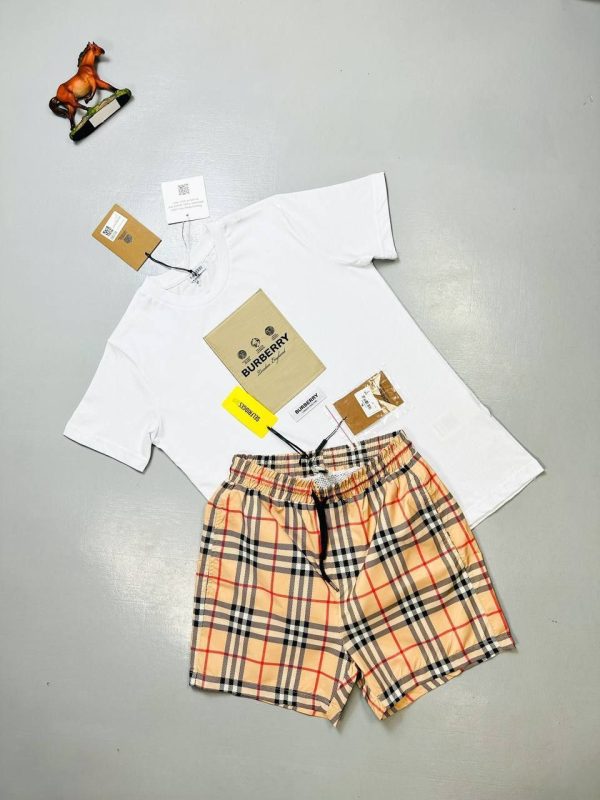 BURBERRY SHORTS AND T-SHIRT SET in Different Colors