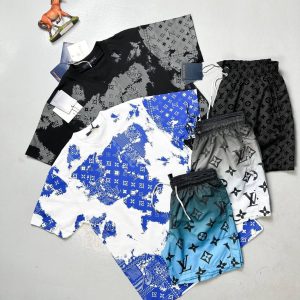 Louis Vuitton Men's Designer Reps T-shirt Shorts Set Sale UK	Men First Copy Replica Cheap Price Fake T-shirt Short Sets Man Rep 1st Copies Man T Shirt Pant Luxury Fakes LV Brand Logo 1:1 Outfit AAA Duplicate Original Boys Black Blue