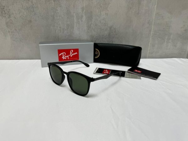 Ray-Ban RB Sunglasses Dark Black
