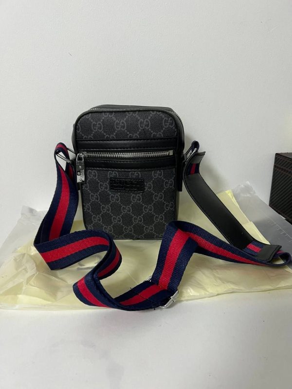 Gucci Men's Mini Messenger Black Designer Shoulder Bag Fake Sale UK	Man First Copy Replica Boys Cheap Price Cross Body Leather Luxury Supreme Canvas GG Brand Logo AAA Crossbody Bags 1st Copies Long Belts Zipper Pocket Monogram Duplicate