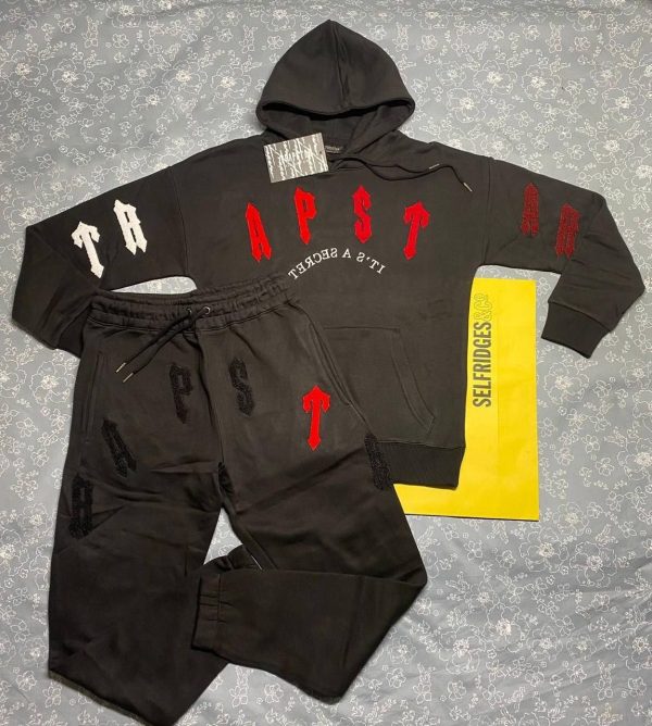 Trapstar London Irongate Arch Apst Chenille 2.0 Hooded Tracksuit In Black Color