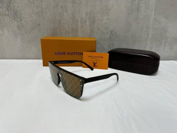 Louis Vuitton Men's Women's LV Waimea Sunglasses Reps Sale UK	Man Woman First Copy Fake Rep Cheap Price Sunglass Men Women 1st Copies Square Frame Eyewear 1:1 Brand Logo Fakes Replica Luxury Unisex Duplicate 1 to 1 AAA Designer Brown Black