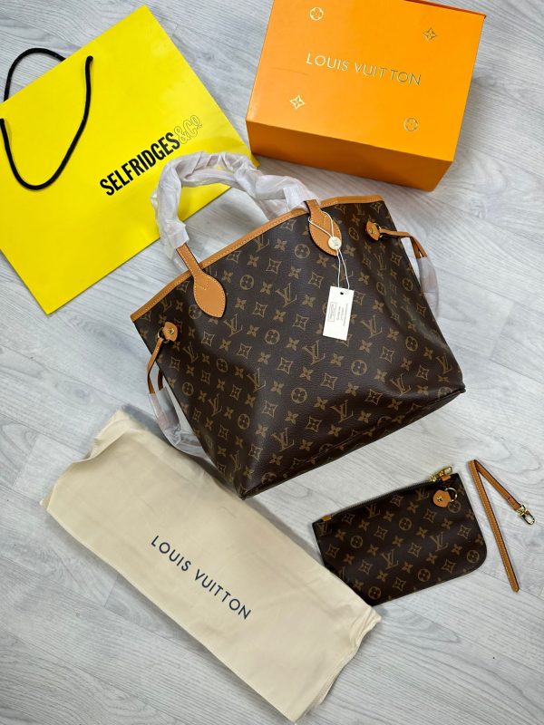Louis Vuitton LV Women's Damier Neverfull MM Canvas Tote Bag