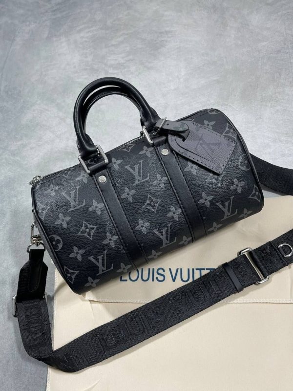 Louis Vuitton Men's LV Keepall Designer Bag Fake Rep Sale UK	Man First Copy Reps Luggage Monogram Bags Cheap Price Replica Mens Leather 1st Copies Cross Body Long Belt 1:1 Brand Logo Fakes AAA Canvas Luxury Duplicate Original Black
