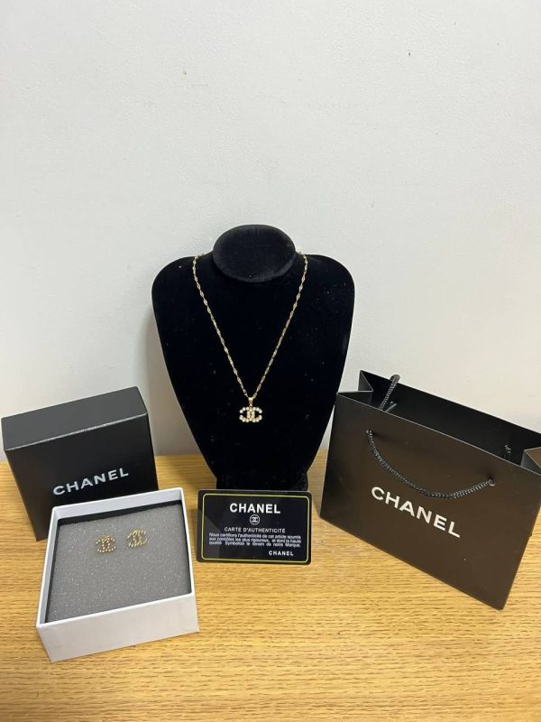 Chanel CC Logo Crystal Necklace & Earrings in Golden Color For Women's