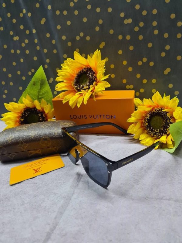 Louis Vuitton Men's Women's Square Waimea Sunglasses