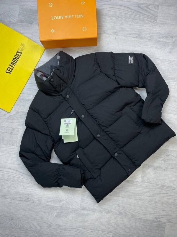 Burberry Detachable Sleeve Black Puffer Mens Jacket Check Hooded Jackets Replica First Copy Flannels Fake Winter Rep Designer Waterproof Men Bodywarmer Zip Pocket Luxury Cheaper Hoodie Discount UK