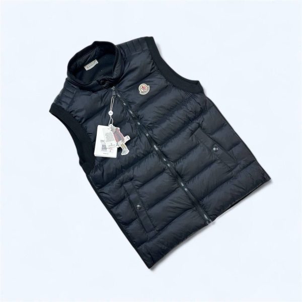 Moncler BODYWARMER For Men's in Black Color