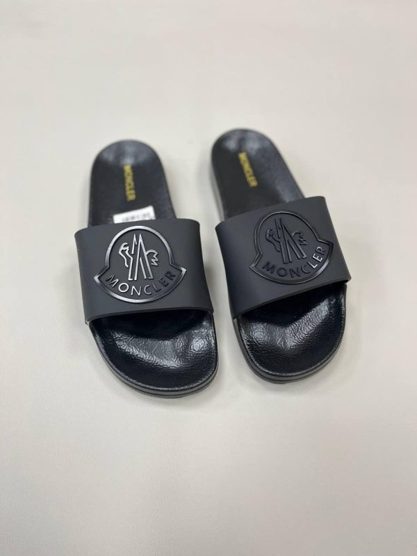 Moncler Basile Logo Embossed Sliders in Black Color For Men's
