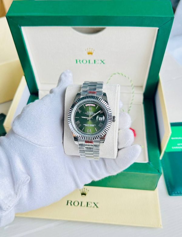 Rolex Day-Date Fluted Bezel Green Dial Oyster Perpetual Men's Watch
