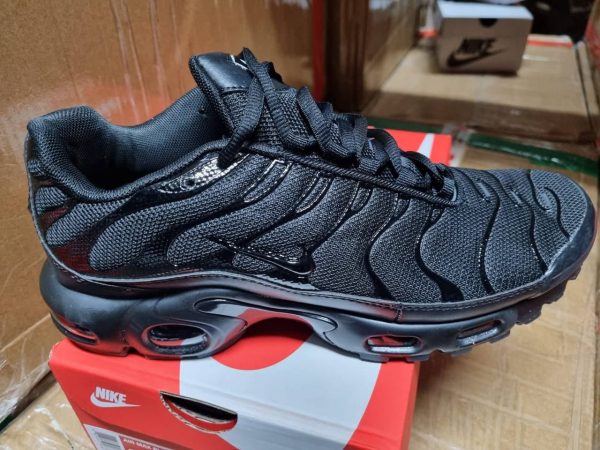 Nike Air Max Plus Triple Black Men Trainers