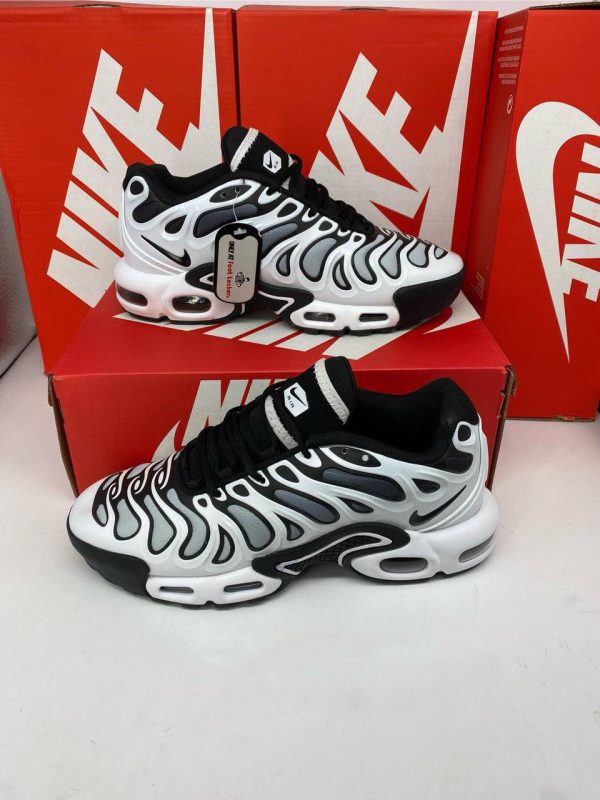 Nike Air Max Plus Drift Black Metallic Silver White Trainers For Men's