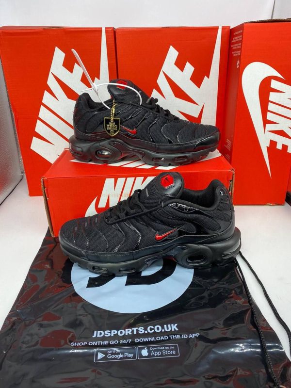 Nike Air Max Plus Black & Red Reflective Trainers For Men's