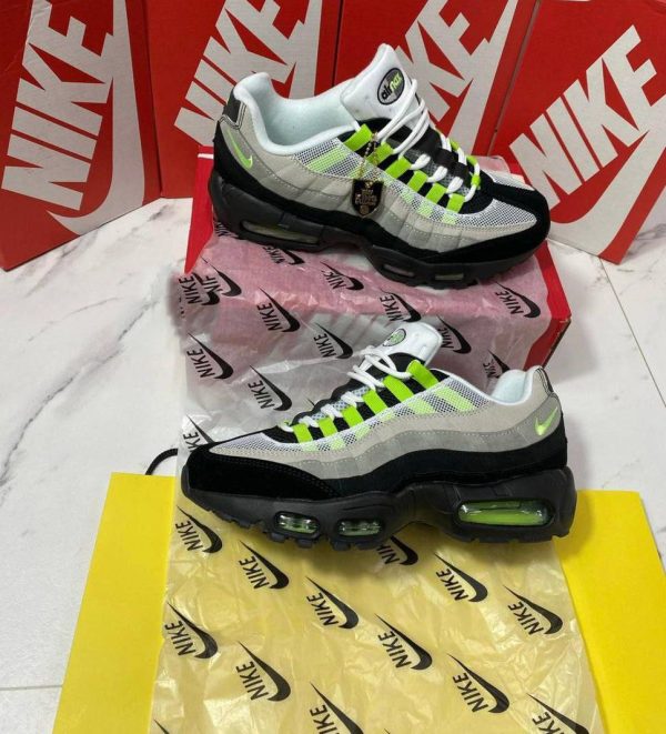 Nike Air Max 95 Neon Grey Black Men's Trainers